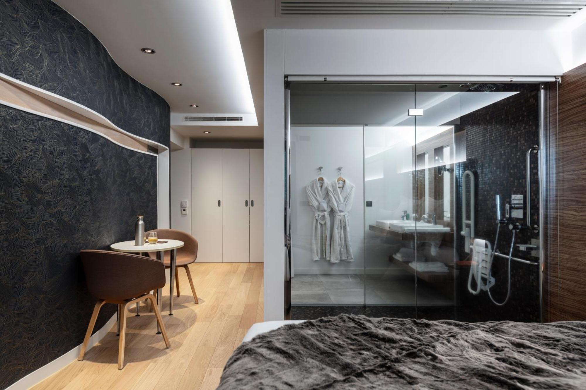 Hotel & Restaurant Origines Par Adrien Descouls - Teritoria Le Broc  Phòng bức ảnh
