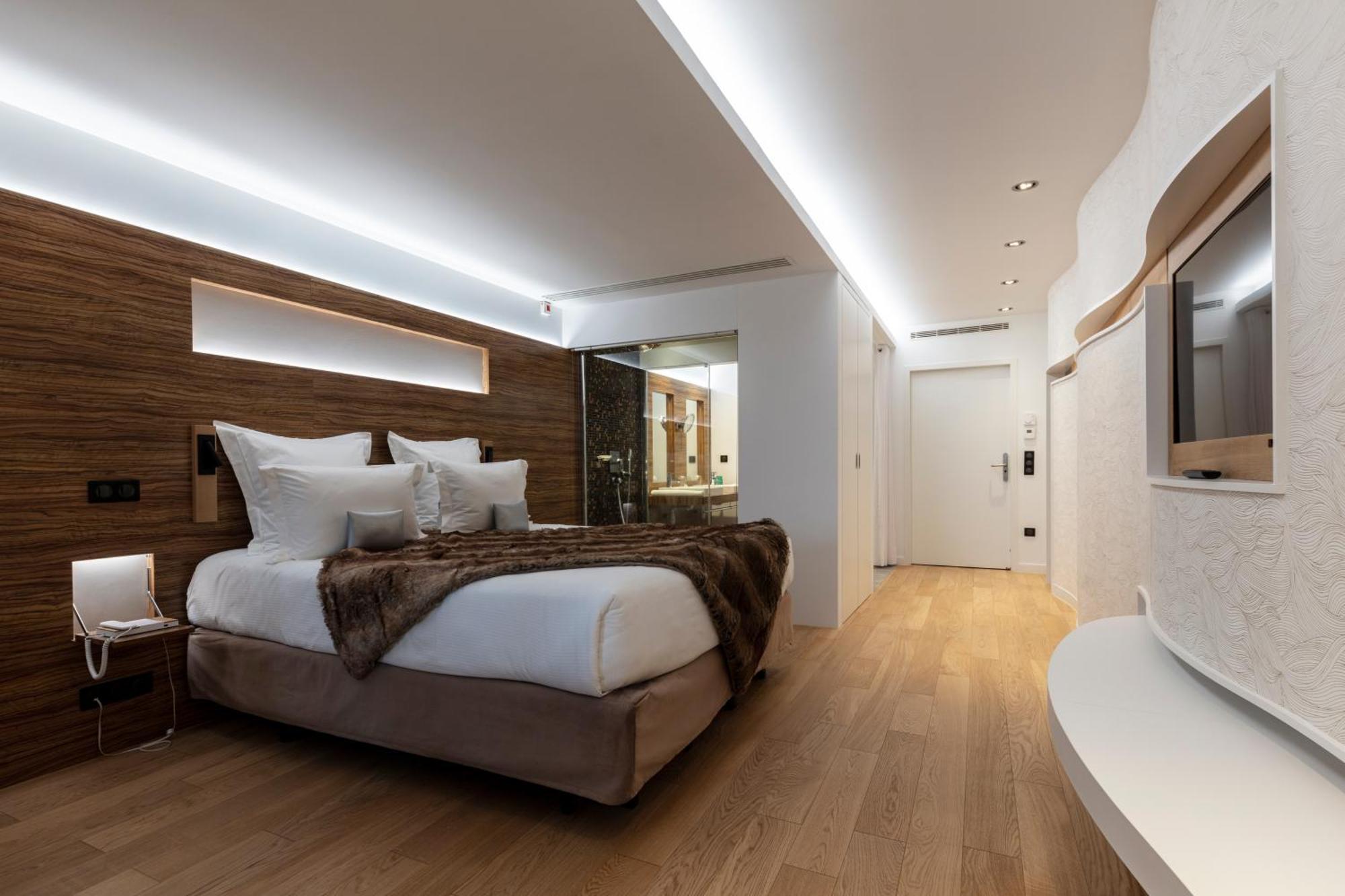 Hotel & Restaurant Origines Par Adrien Descouls - Teritoria Le Broc  Phòng bức ảnh